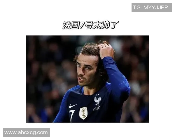 43号球星足球传奇崛起 揭秘他如何从默默无闻到成为世界级巨星